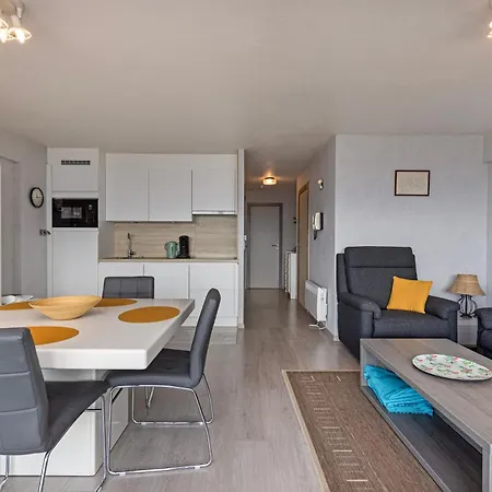 Yquem 0601 Apartment