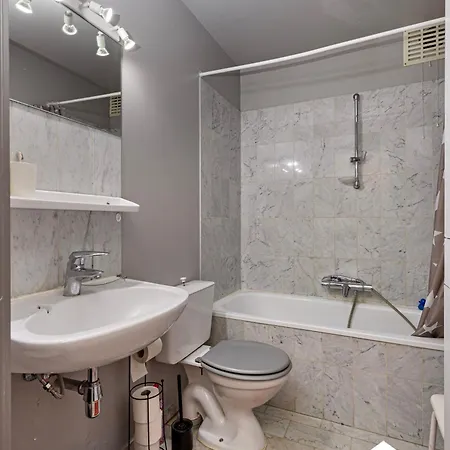 Yquem 0601 アパート